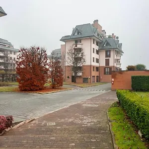 Apartment Forum, Assago